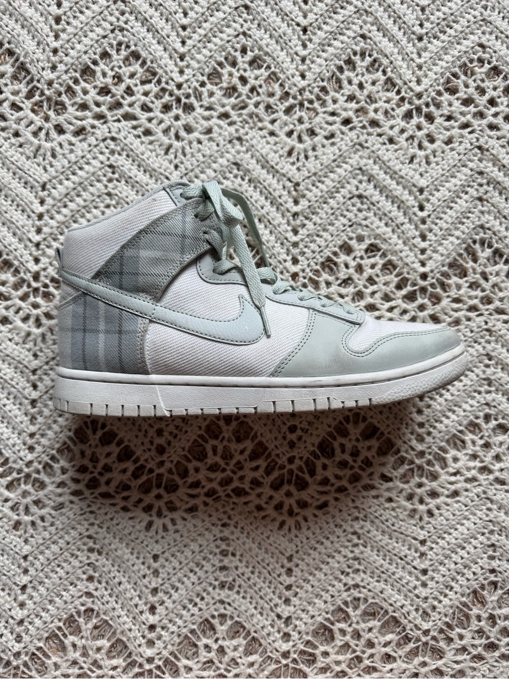 Nike Dunk High Top Mint Plaid Tartan White Light Green Women's Size 8.5